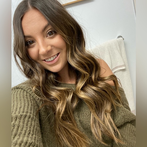 Meet your Posher, Randi - Picture 1 of 1